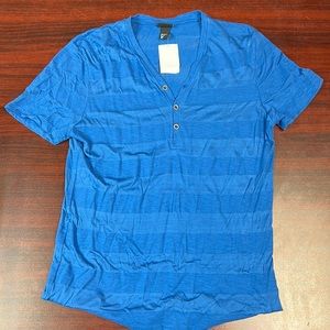 H&M striped v neck w/ buttons - blue